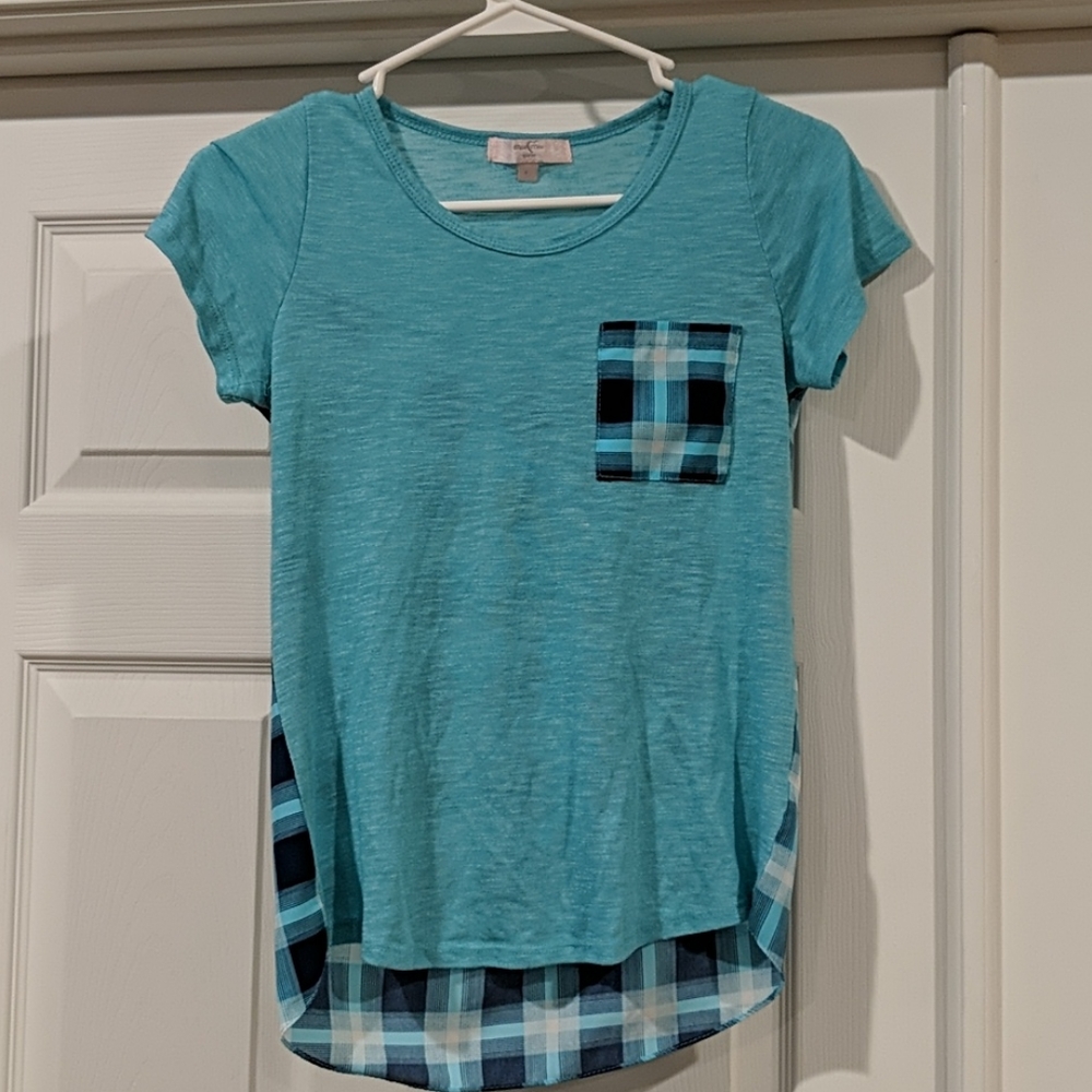Moa Moa girls shirt